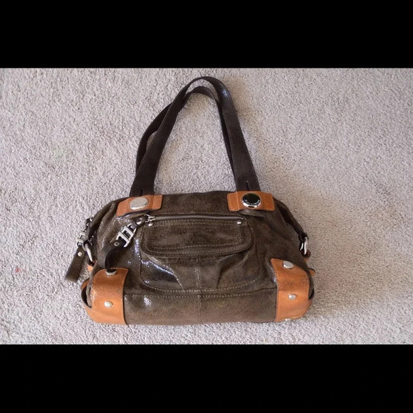 B. Makowsky shimmer leather shoulder bag - Picture 2 of 7